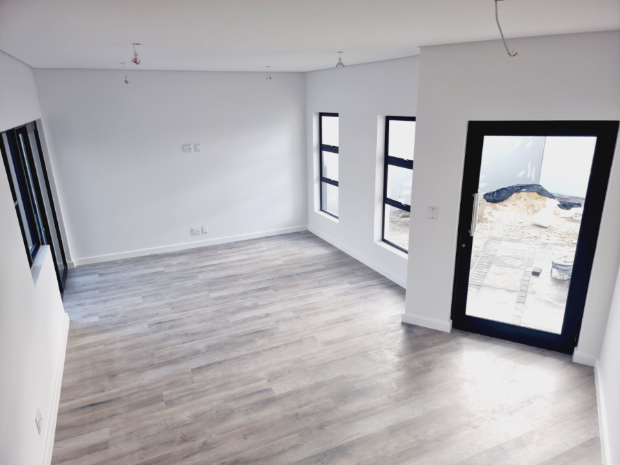 4 Bedroom Property for Sale in Sandown Western Cape